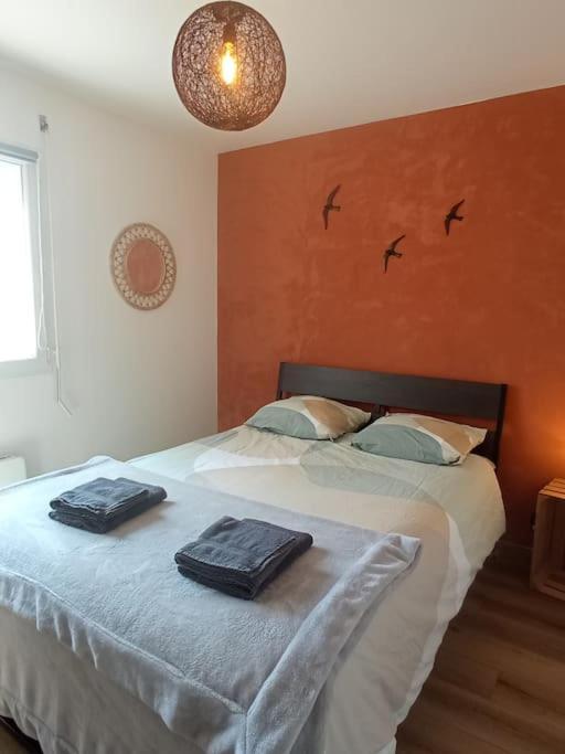 A 50 M De La Plage, Appartement De 35 M2 : Les Pieds Sales Brehal Bagian luar foto