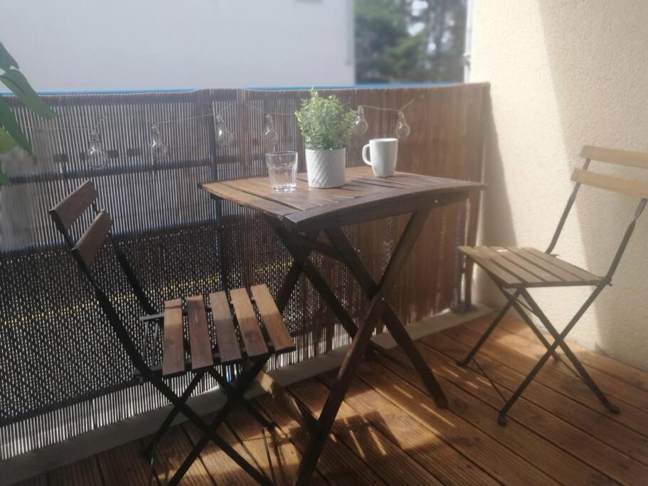 A 50 M De La Plage, Appartement De 35 M2 : Les Pieds Sales Brehal Bagian luar foto