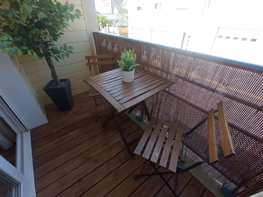 A 50 M De La Plage, Appartement De 35 M2 : Les Pieds Sales Brehal Bagian luar foto